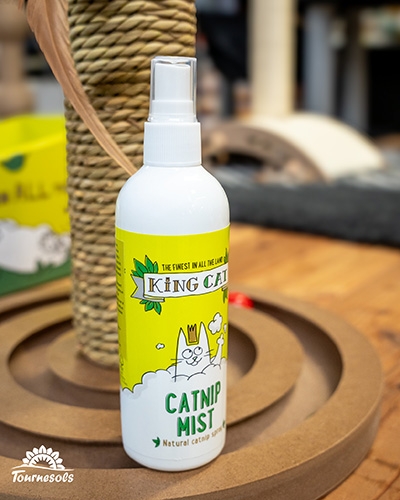 Spray Catnip Mist King Catnip, herbe à chat naturelle pour stimuler et apaiser le chat